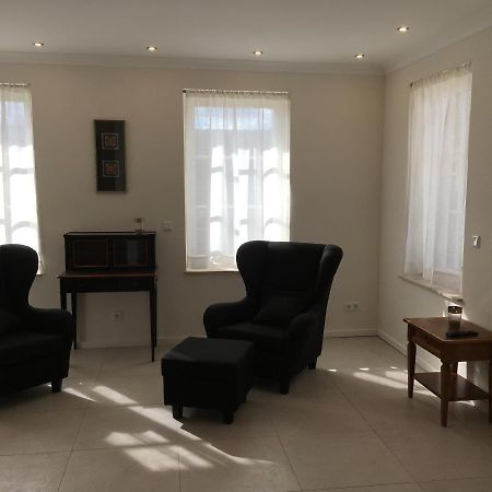 Grosszuegiges Appartement -Ruhig Und Doch Zentral โอเดนทาล ภายนอก รูปภาพ