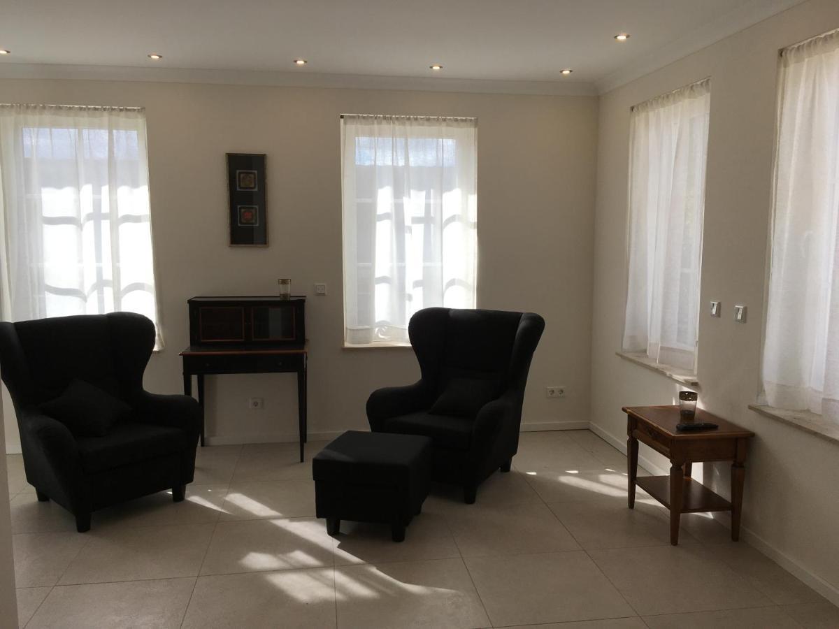 Grosszuegiges Appartement -Ruhig Und Doch Zentral โอเดนทาล ภายนอก รูปภาพ